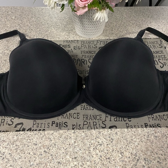 Curvy Couture Tulip Smooth Push Up Bra. Size 44D. - Picture 3 of 4